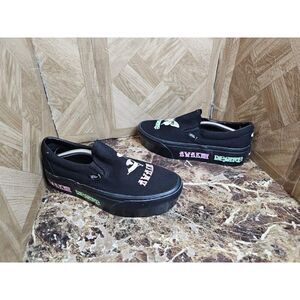 Brand New Vans Women's Off The Wall Skateboard Low Black Shoes Size 9.  022